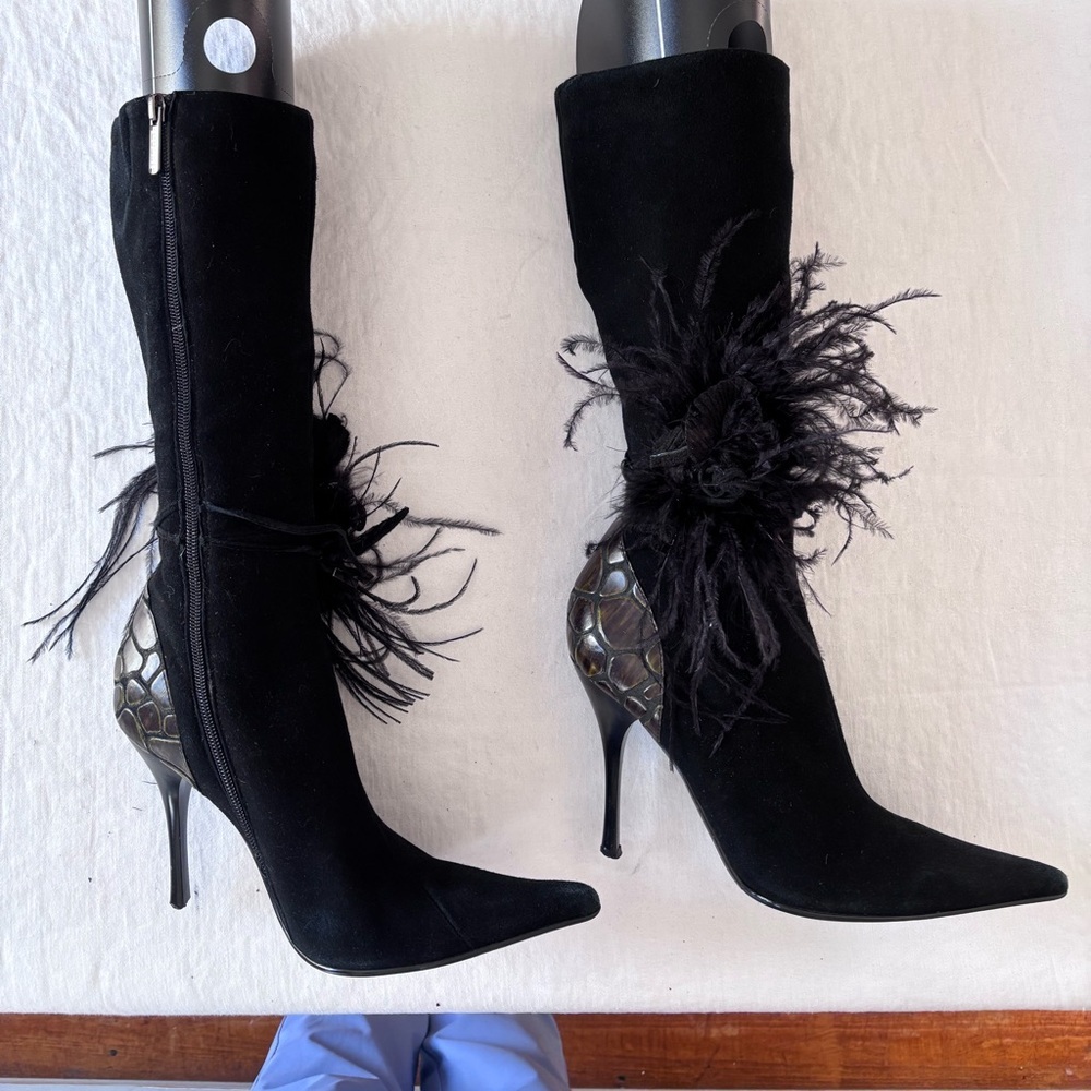 Women’s Cussi Suede Fully Lined Zip Up High Heel Feather Floral Accent Boot 38